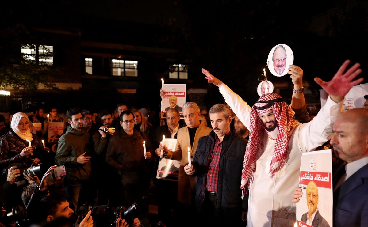 Protest przed saudyjskim konsulatem w Stambule