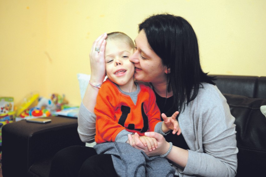 Ima nade: Vuk u naručju majke Aleksandre