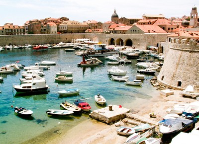 Turystyka przez lata pomagała odbudowywać Chorwację. Teraz może ją pociągnąć na dno recesji