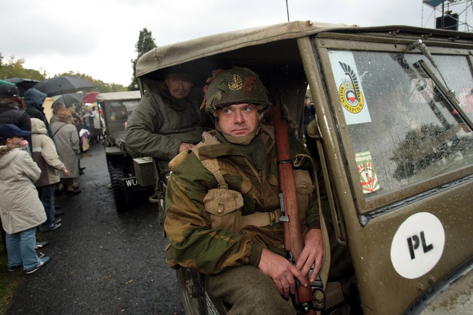 WARSZAWA PARADA HISTORYCZNO-MILITARNA