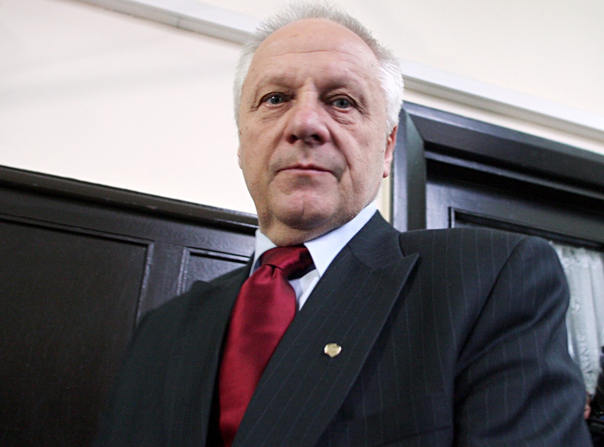 Były poseł Niesiołowski uniewinniony w sprawie przyjmowania korzyści seksualnych. Prokuratura zapowiada apelację