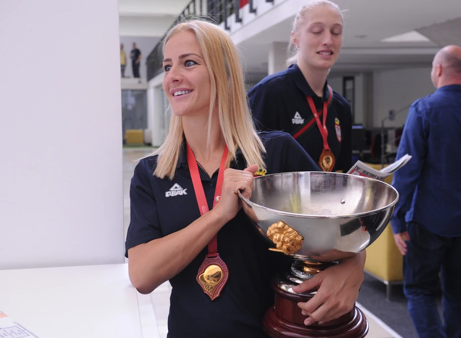 kosarkasice u poseti blicu_300615_RAS foto Aleksandar Dimitrijevic20