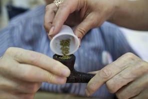 Holocaust survivors use medical marijuana