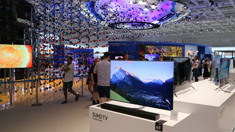 Samsung skreślił technologię OLED i promuje QuantumDot