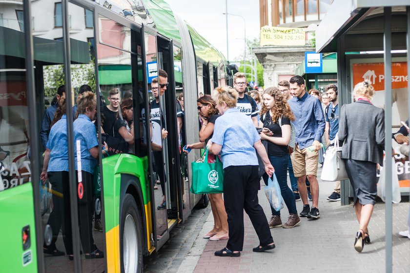 Autobusy mają duże spóźnienia