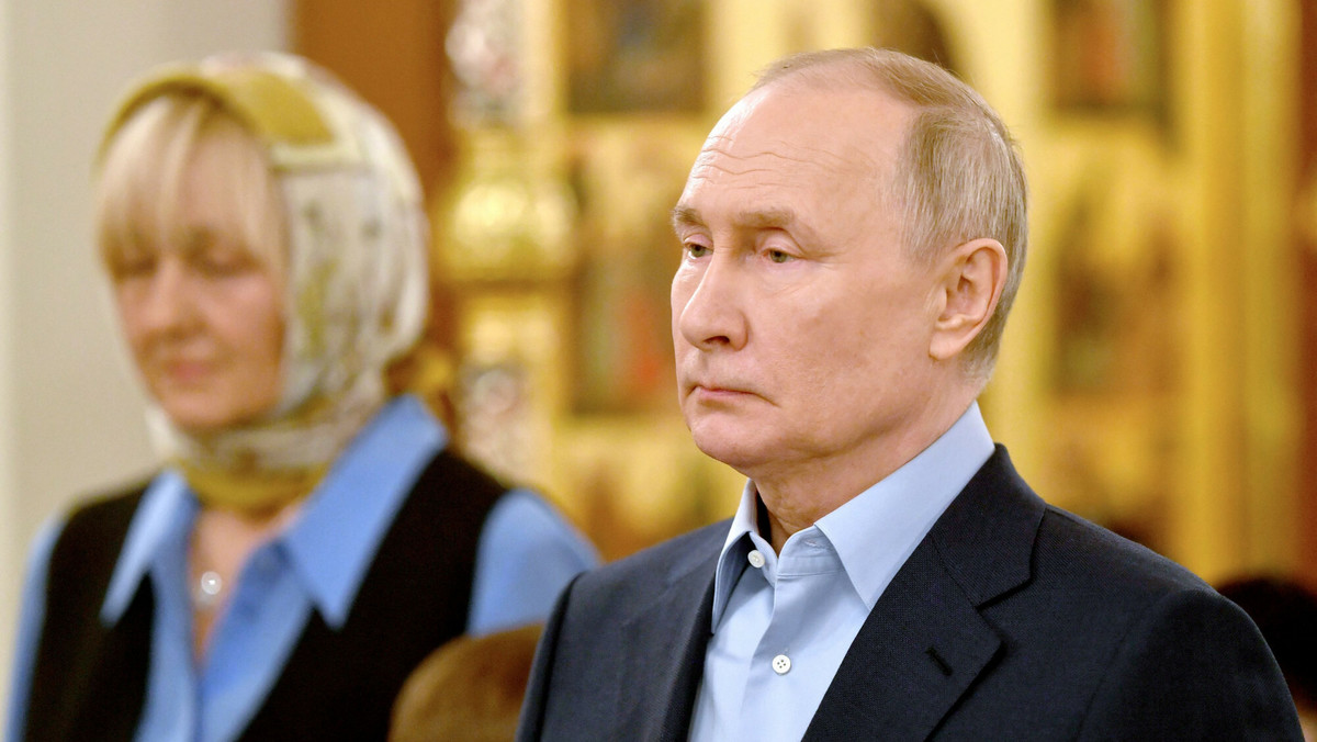 Tajemnicza blondynka obok Władimira Putina. W sieci pojawiły się zdjęcia