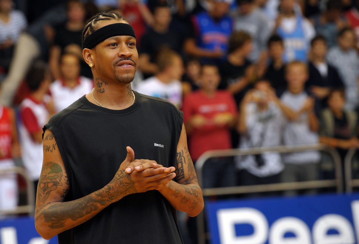 Liga NBA: O'Neal, Iverson i Yao Ming w Galerii Sławy