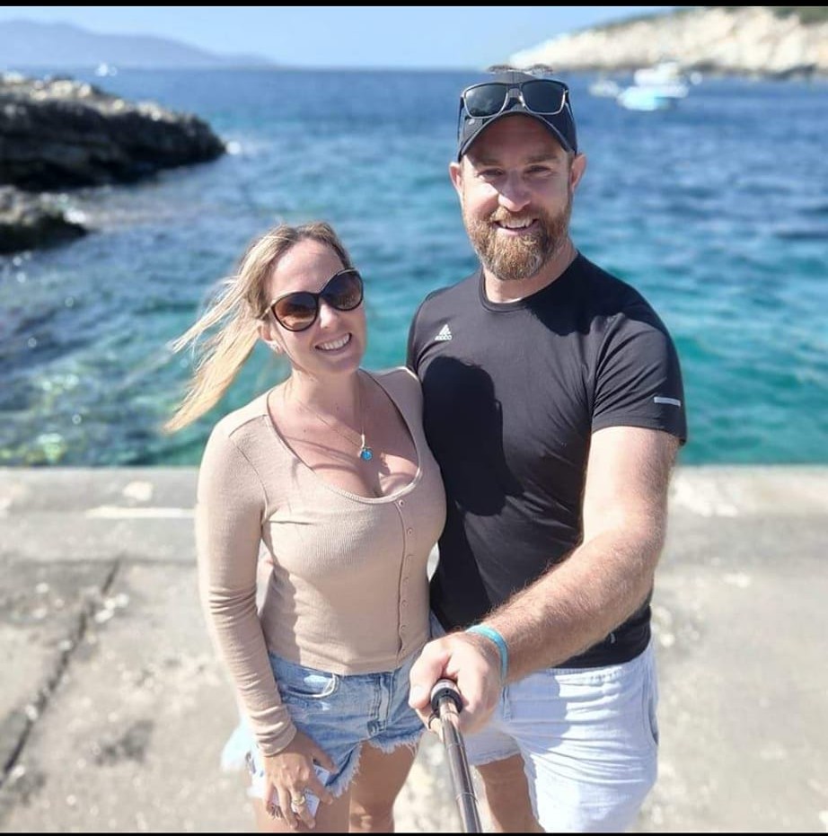 Manželia Ashlee a Joe