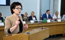 Witek: Oddanie śledztwa smoleńskiego w ręce Rosjan to jest błąd niewybaczalny