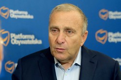 Grzegorz Schetyna: Politycy PiS pompują pieniądze spółek skarbu państwa do klubów, którym kibicują