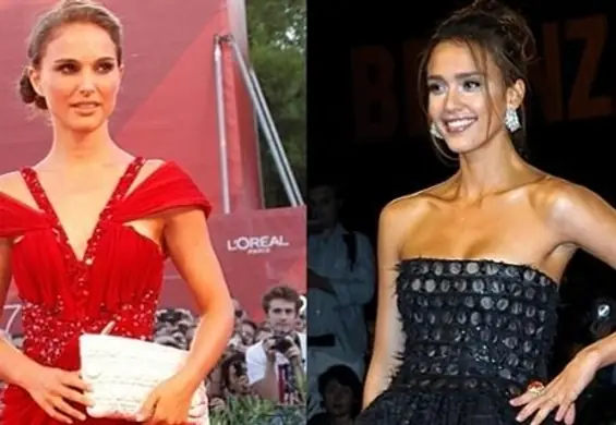 Kreacje Natalie Portman i Jessiki Alby na festiwalu w Wenecji - która ładniejsza?