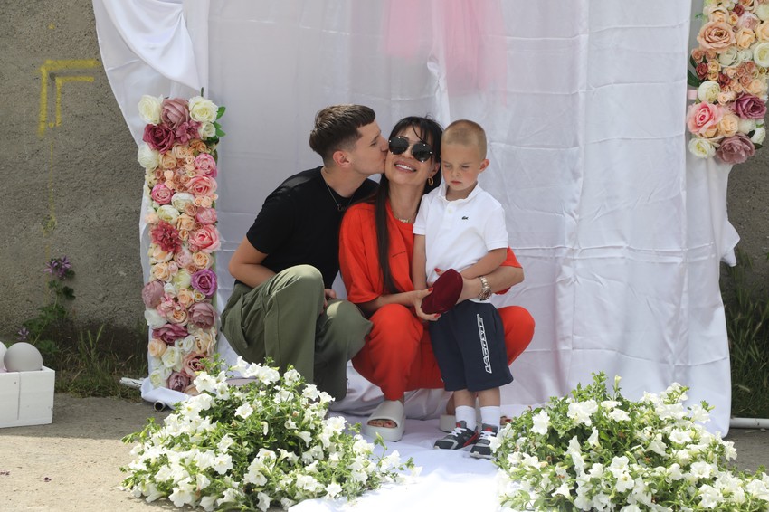 Cecu iznenadili za 50. rođendan