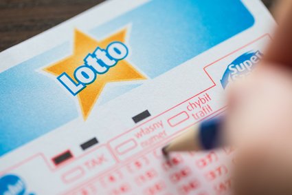 Po dwie wielomilionowe wygrane w Lotto nikt się nie zgłosił. Polacy grają na chybił-trafił