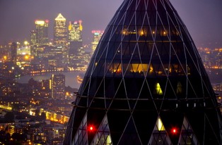 Bankowe premie znajdą się pod nadzorem UE