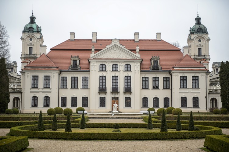 MUZEUM ZAMOYSKICH W KOZŁÓWCE