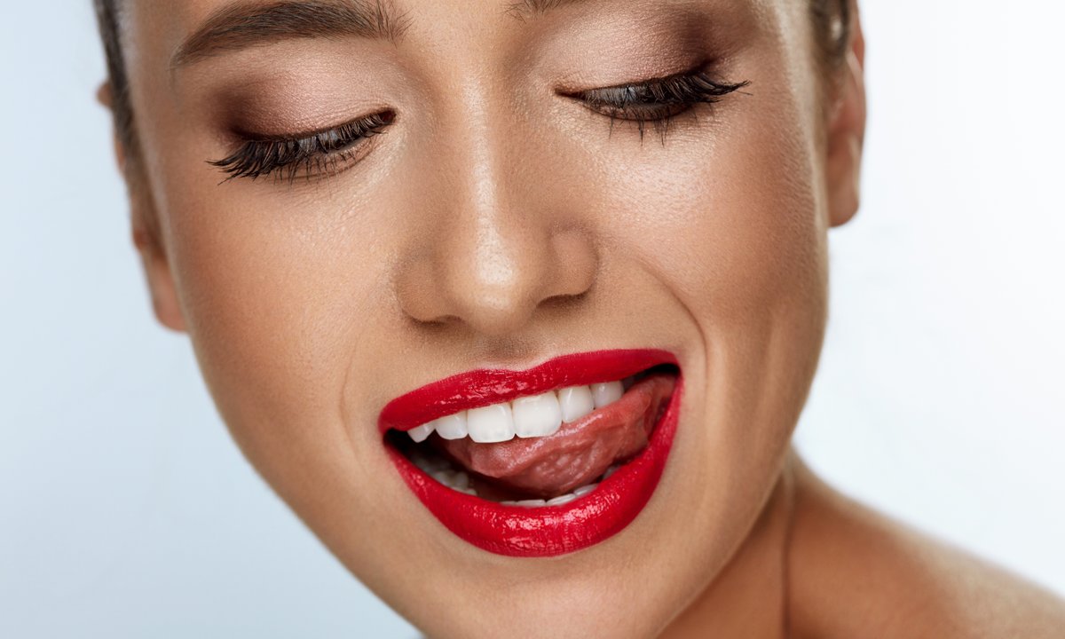 Herbaciarze pokochali pastę z 22-karatowym złotem. Bosko wybiela, kosztuje 11 zł