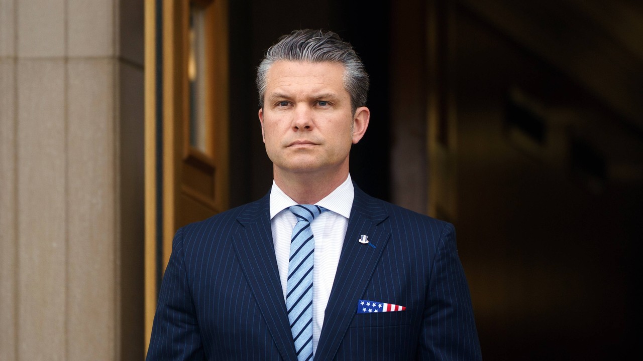Bez wiedzy Trumpa zdecydował o wstrzymaniu dostaw do Ukrainy. Nieznane kulisy pierwszych dni administracji