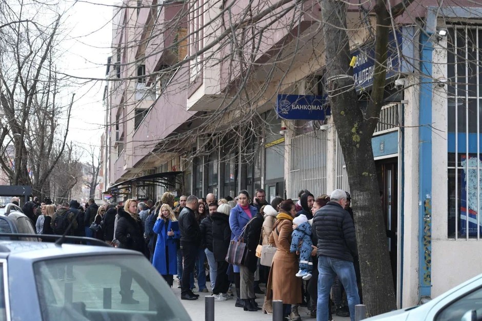 Prosvetni radnici kažu da ovako nikada nije bilo na Kosovu i Metohiji