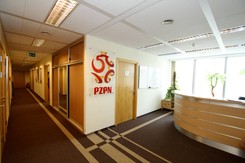 Podsłuch w gabinecie prezesa PZPN. Policja umorzyła postępowanie