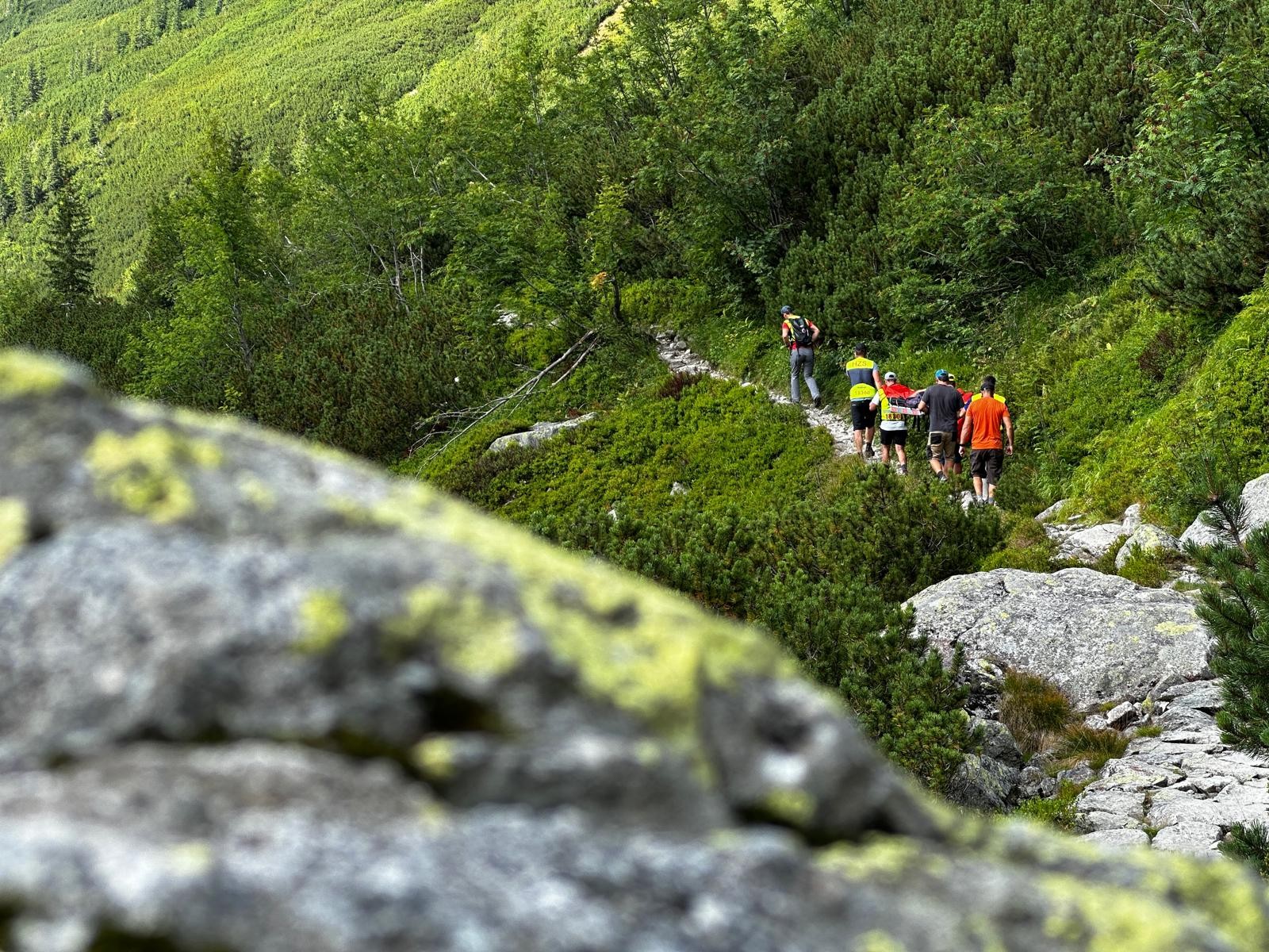 Horskí záchranári pomáhali turistke v Západných Tatrách, ktorá si poranila členok.