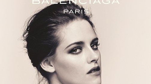 Kristen Stewart meztelenkedik a Balenciaga kampányában