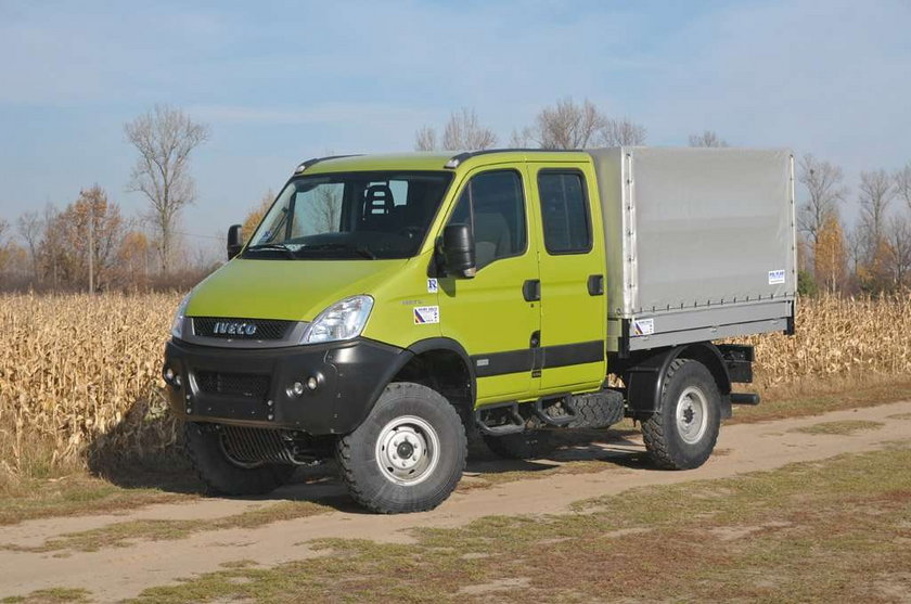 Suzuki Jimny, Iveco Daily 4x4, Suzuki, Iveco, samochód, auto, SUV, 4x4,