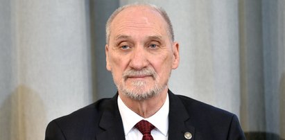 Macierewicz zawiadamia prokuraturę. Mówi o morderstwie