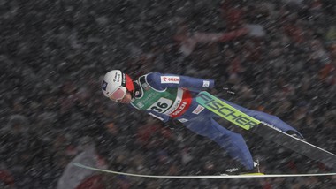 pś w skokach. stoch oddał ostatni skok w zakopanem. nie może być z niego zadowolony