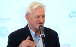 Jak Polska będzie walczyć z COVID-19? Prof. Horban: Myślimy o wariancie francuskim