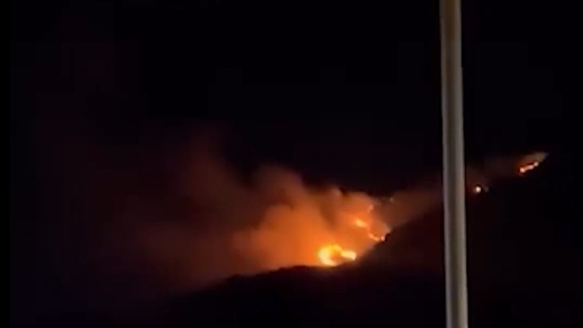 Požar iznad Bara