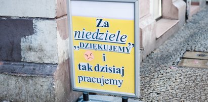 Zakaz handlu w niedziele zostanie zaostrzony? Jego pomysłodawca mówi o "urąganiu powadze państwa"