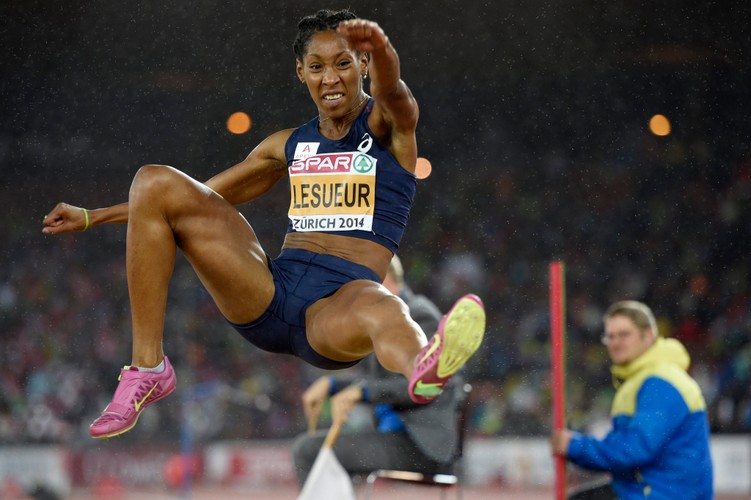 Lekkoatletki mają pięknie wyrzeźbione ciała. Jest co podziwiać!