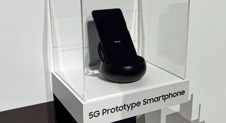 samsung 5g prototype phone ces 2019 2