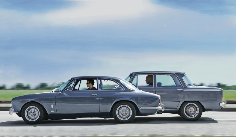 Alfa Romeo Giulia GT 1600 Junior vs Giulia Super