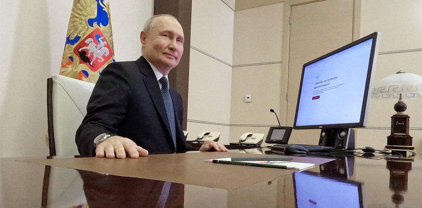 Putin oddał głos w wyborach. Zrobił to w nietypowy dla siebie sposób
