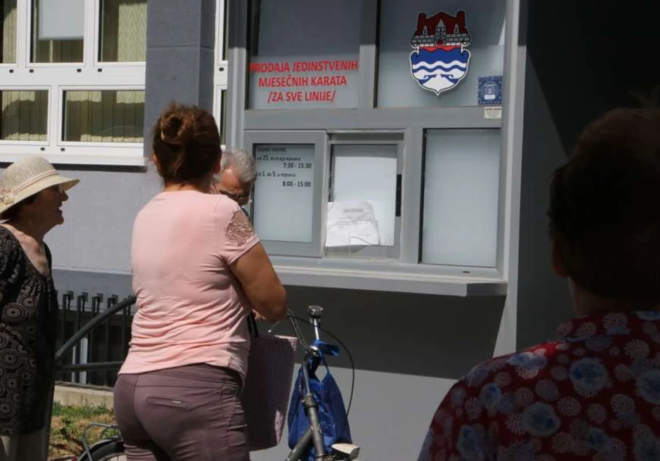 Prodaja mesečnih karata 