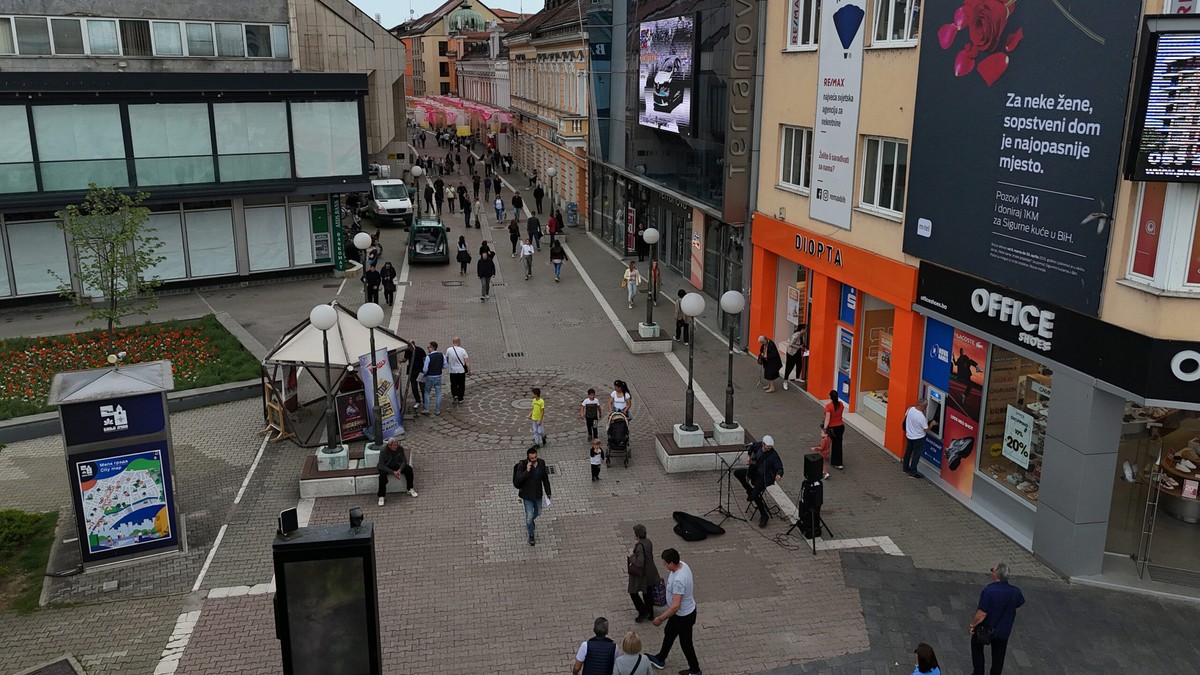 banjaluka-gospodska-ulica-gradjani