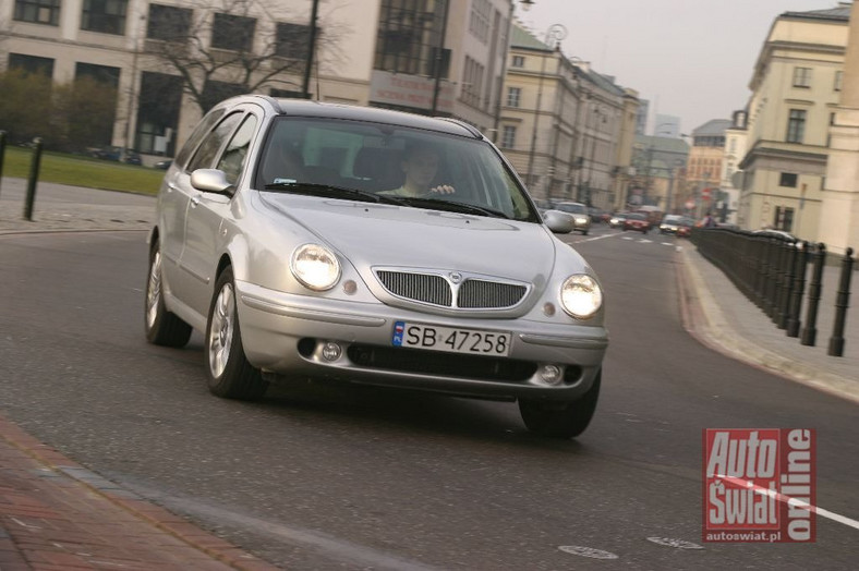 Lancia Lybra