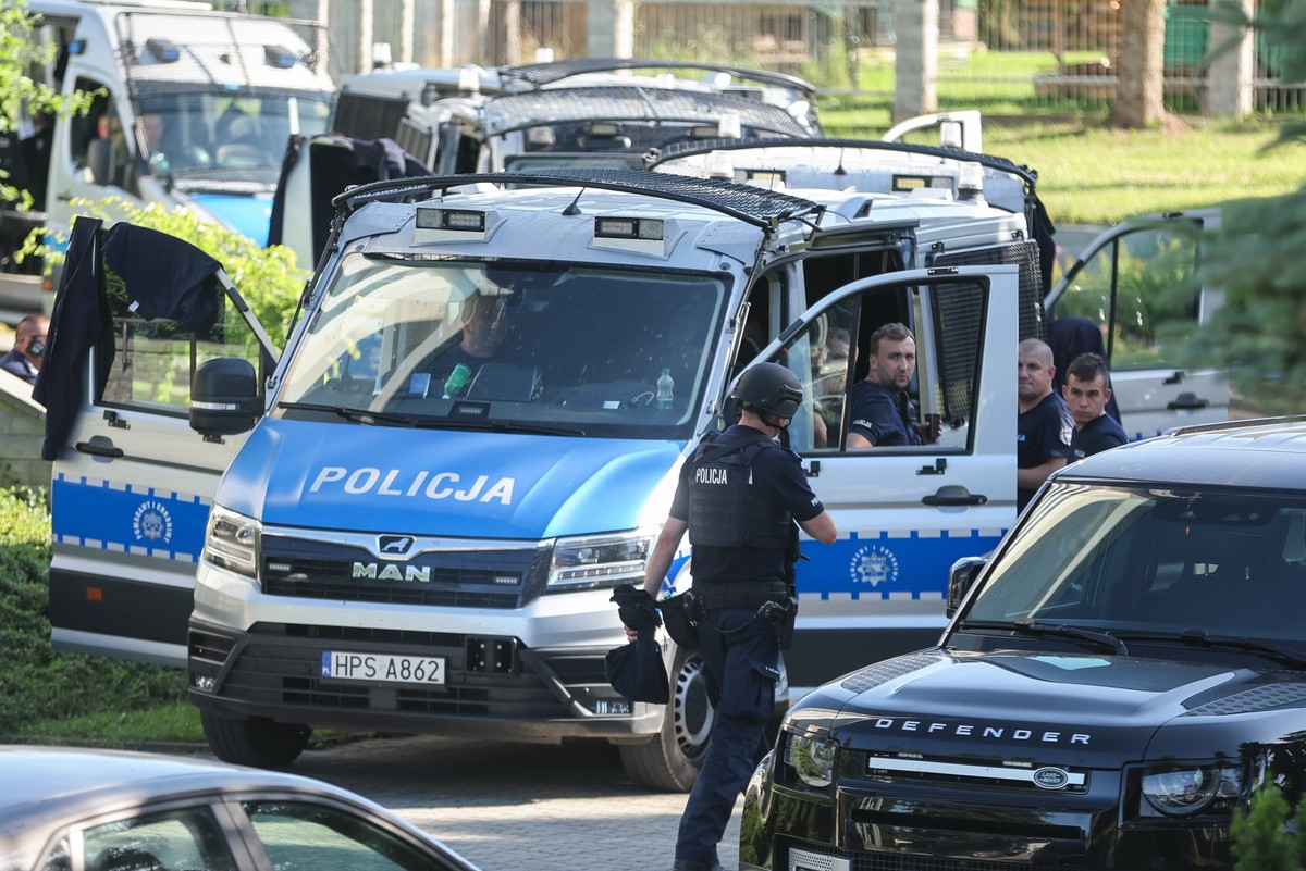 Policja podsumowuje koszty paliwa, noclegów, wyżywienia itd. na potrzeby obławy na Tadeusza Dudę