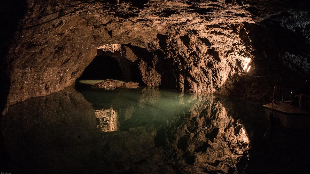 Подземное озеро Seegrotte