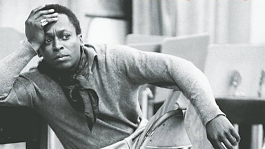 MILES DAVIS — "The Essential Miles Davis". Recenzja