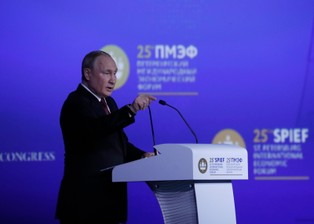 Cyberatak na forum ekonomiczne w Petersburgu. Putin ostro o sankcjach na Rosję