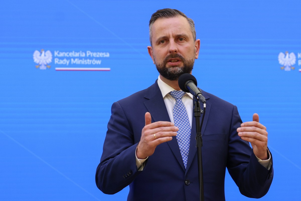 Liberum veto prezydenta uderza w rolników. Szef MON krytykuje decyzję Nawrockiego