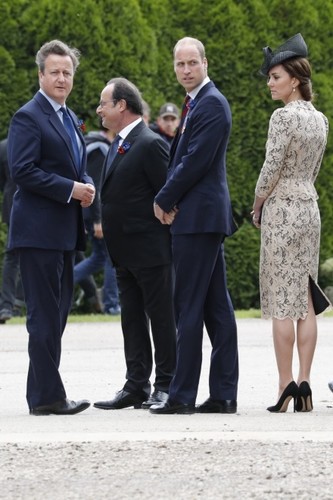 David Cameron, Francois Hollande, książę William i księżna Catherine;