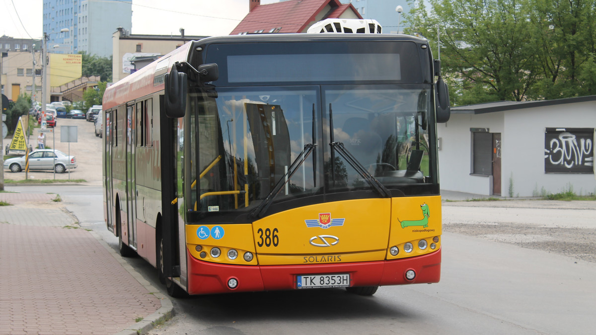 Dobra wiadomość dla osób, którzy korzystają w Kielcach z autobusu linii N1. Od jutra Zarząd Transportu Miejskiego zmienia trasę jedynego w mieście nocnego połączenia. Po wnioskach od pasażerów autobus będzie teraz przejeżdżał także przez osiedle Na Stoku.
