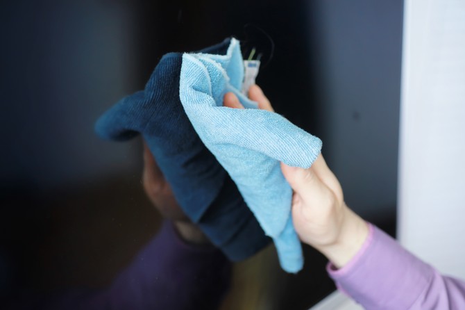 Za čišćenje televizora preporučuje se mikrofiber krpa