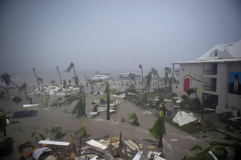 Huragan Irma sieje spustoszenie. Są ofiary śmiertelne