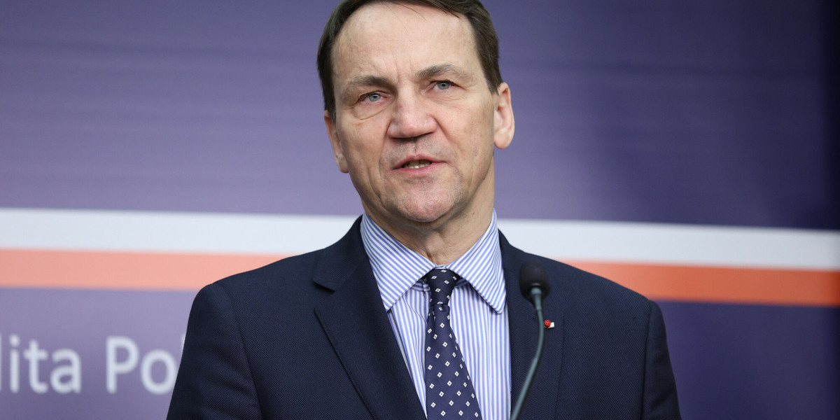 Szef MSZ Radosław Sikorski.