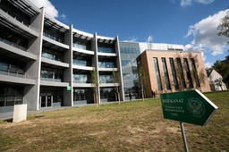 afera na warszawskim uniwersytecie. domagają się wyjaśnień od rektora