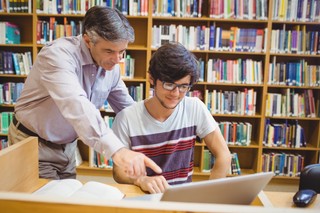 Co dalej z programem 'Bon na laptop dla nauczyciela'? Ministerstwo odpowiada